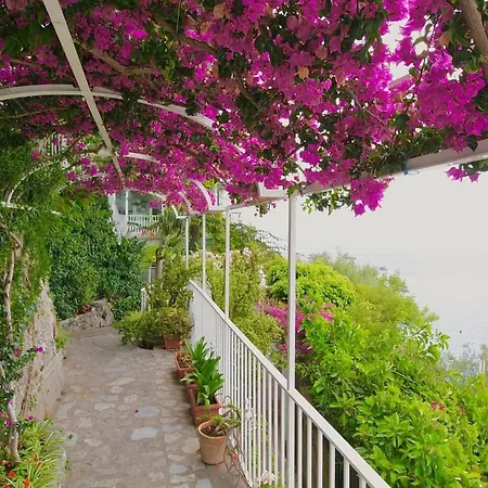 Romance In Positano Villa *