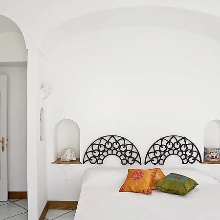 Romance In Positano