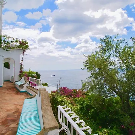 Romance In Positano Villa