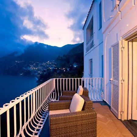 Romance In Positano * Amalfi